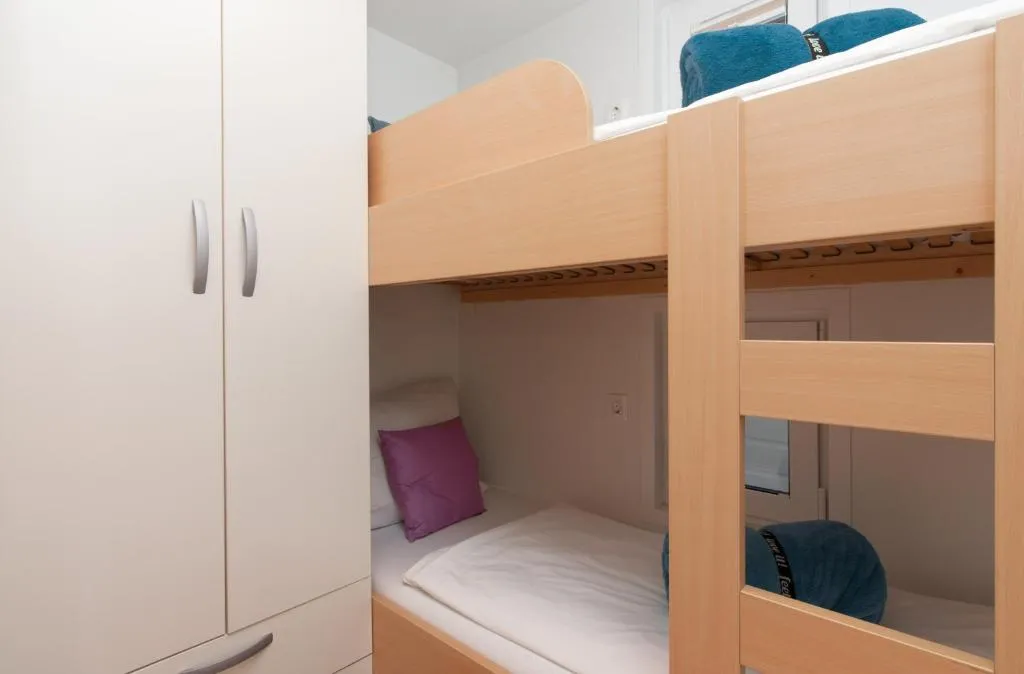 Portorož Houseboat for 4 Guests