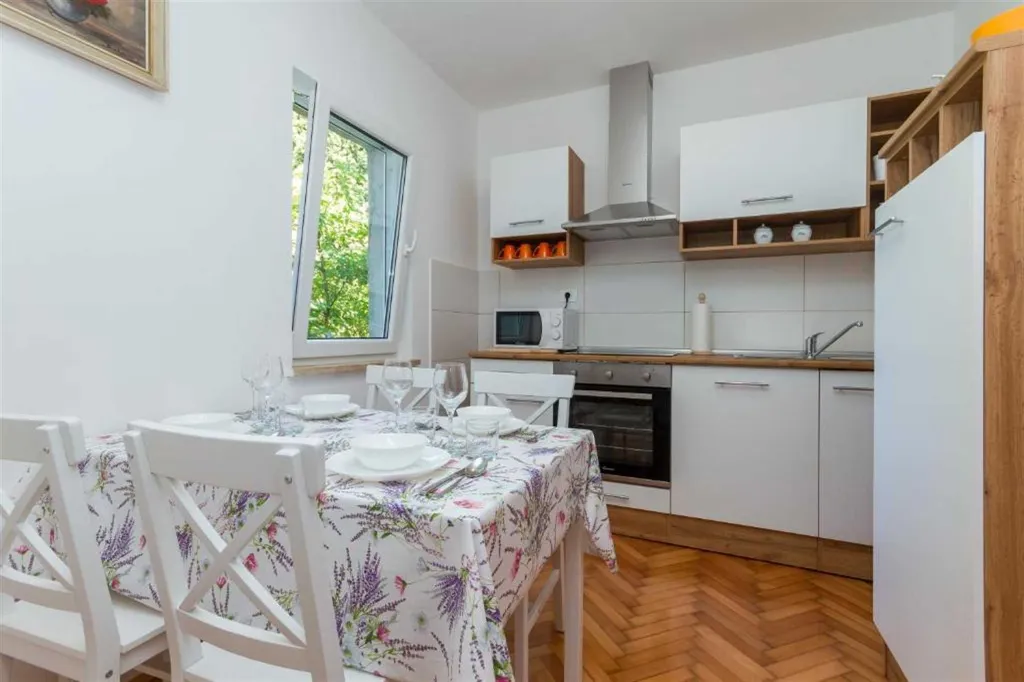 Two-Bedroom Apartment with Balcony in Portorož