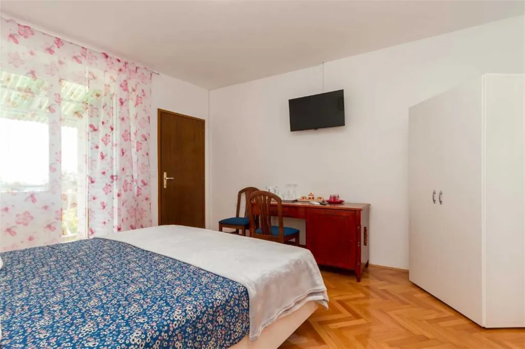 Two-Bedroom Apartment with Balcony in Portorož