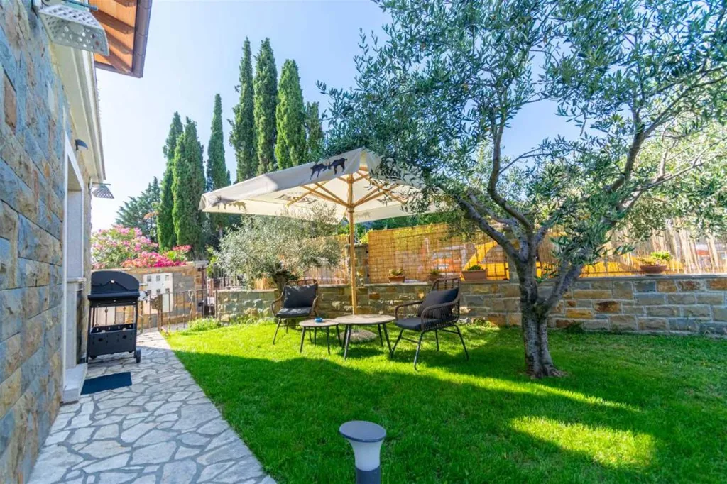 Terrace Double Guest Room for 2 in Piran