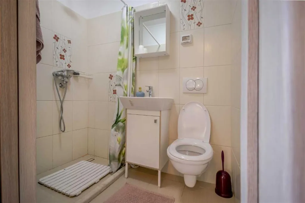 Terrace Double Guest Room for 2 in Piran