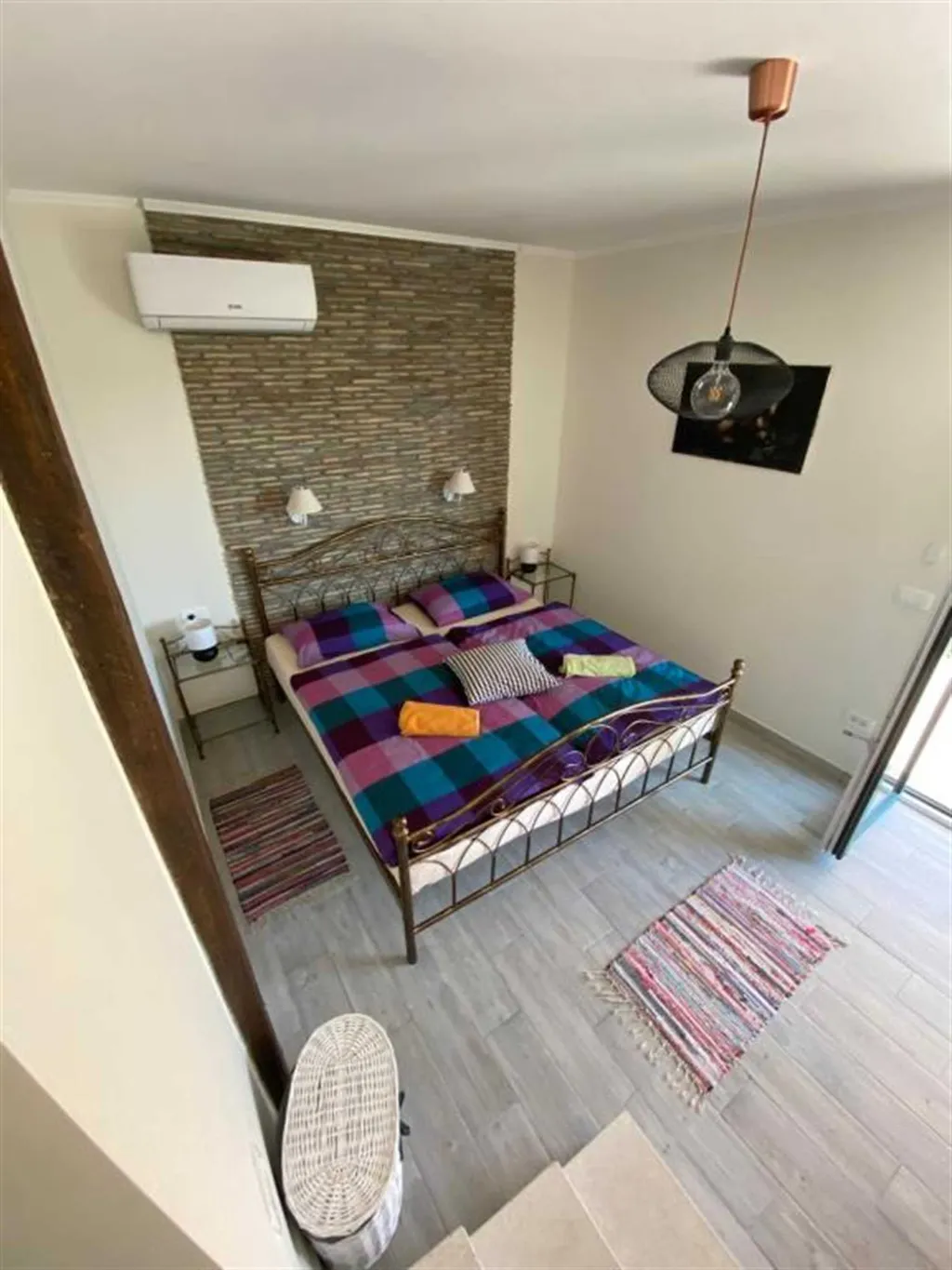 Terrace 1-Bedroom Apartment in Piran