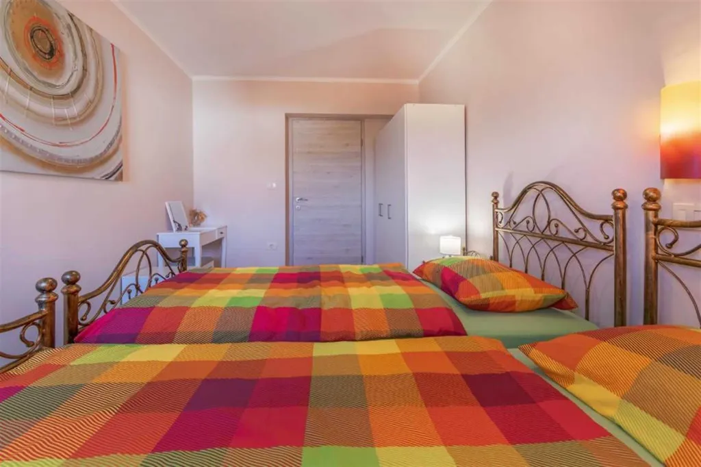 Two-Bedroom Apartment with Balcony in Piran