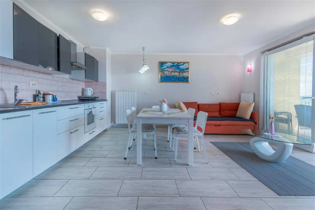 Two-Bedroom Apartment with Balcony in Piran