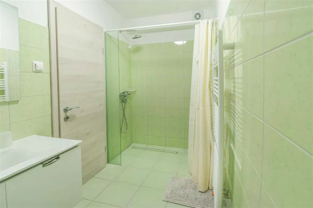 Two-Bedroom Apartment with Balcony in Piran