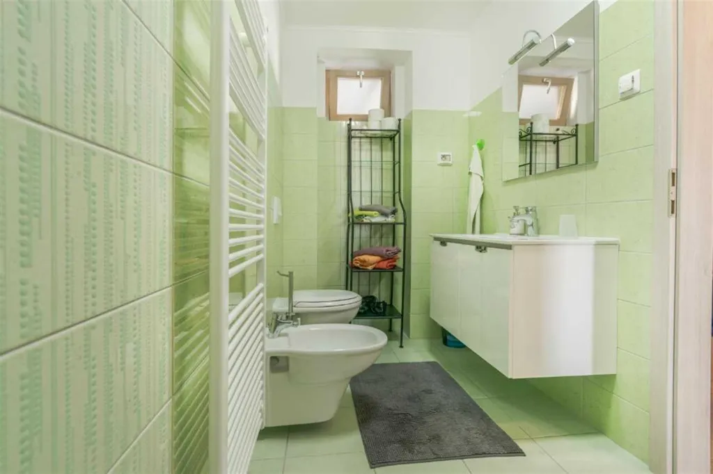 Two-Bedroom Apartment with Balcony in Piran