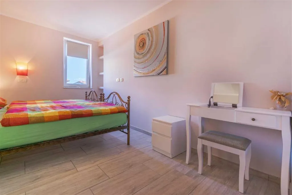 Two-Bedroom Apartment with Balcony in Piran