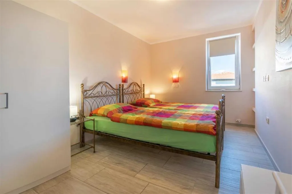 Two-Bedroom Apartment with Balcony in Piran