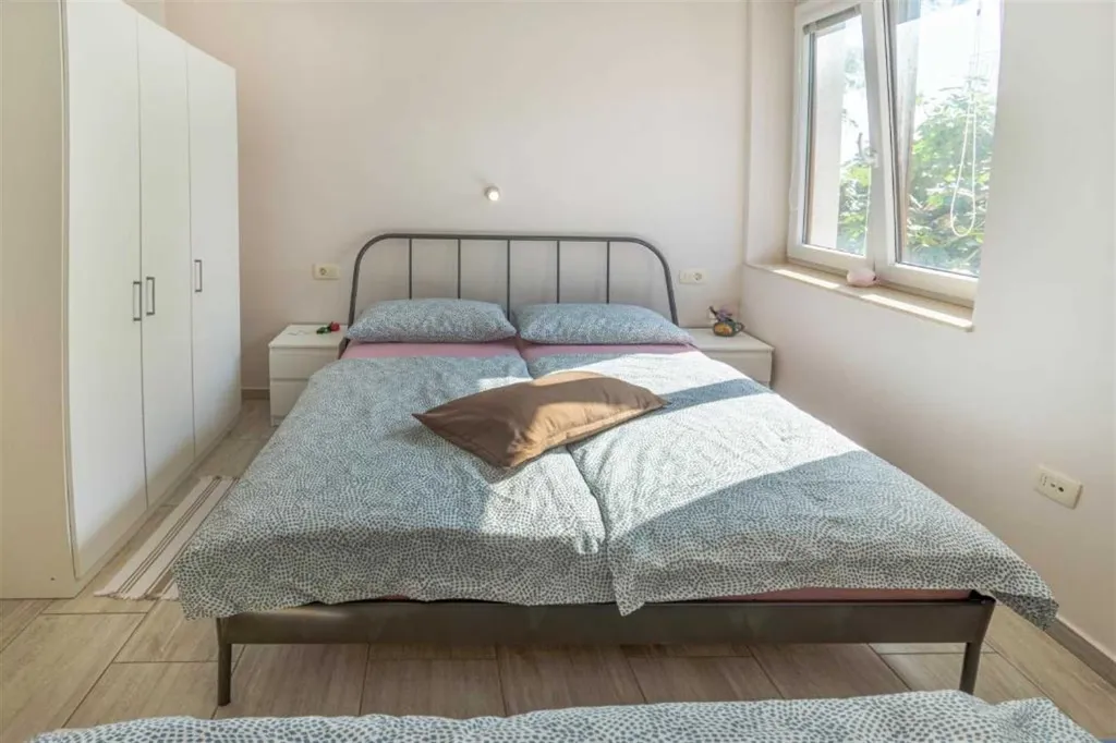 1-Bedroom Apartment with Balcony and Piran Bay View