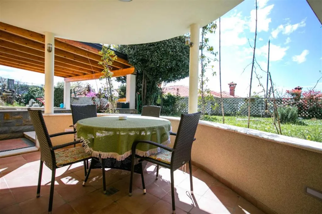 One Bedroom Apartment with Terrace Apartim Piran