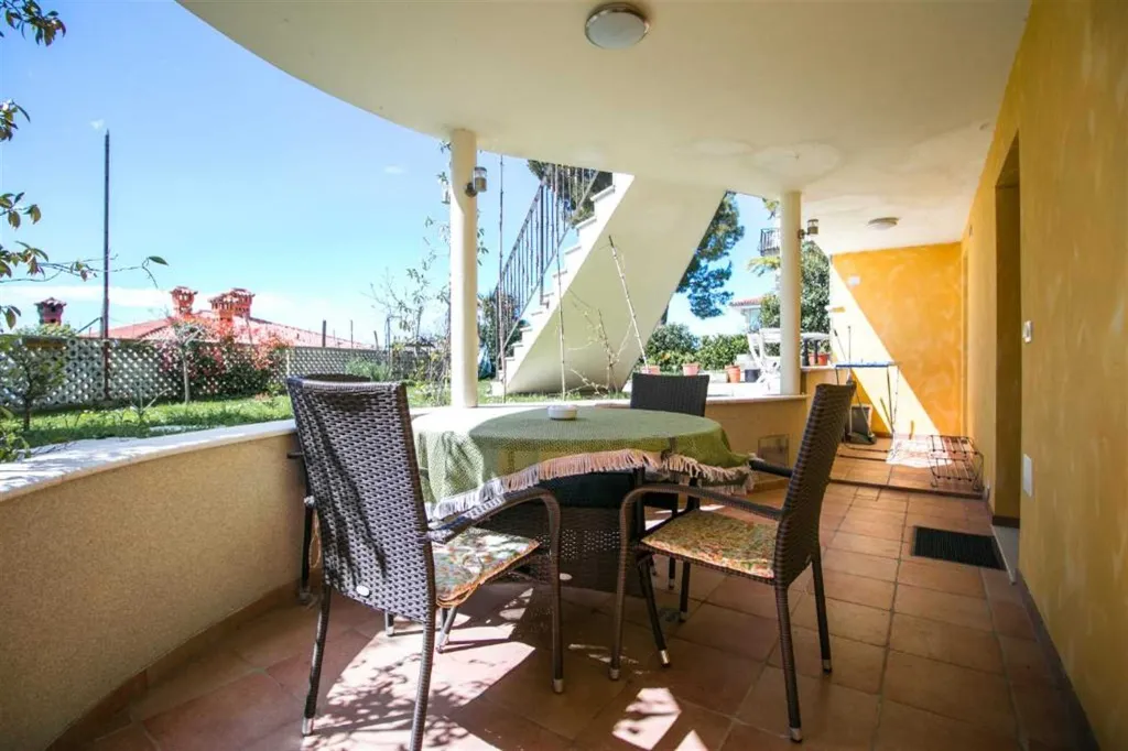 One Bedroom Apartment with Terrace Apartim Piran