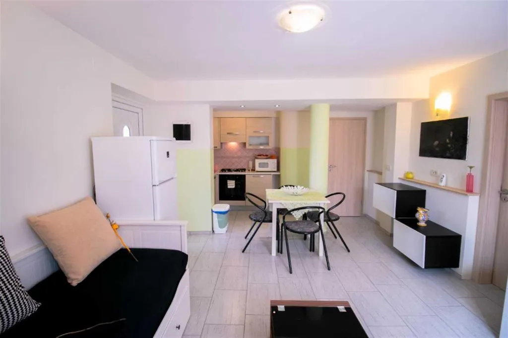 One Bedroom Apartment with Terrace Apartim Piran