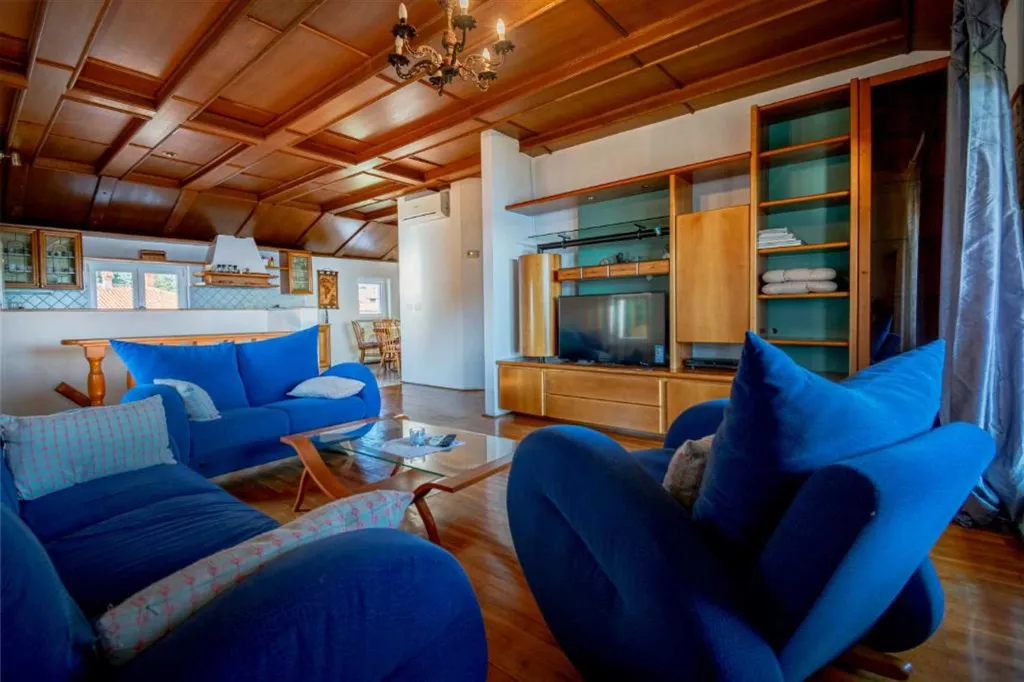 Duplex Apartment in Piran with Balcony and Sea View