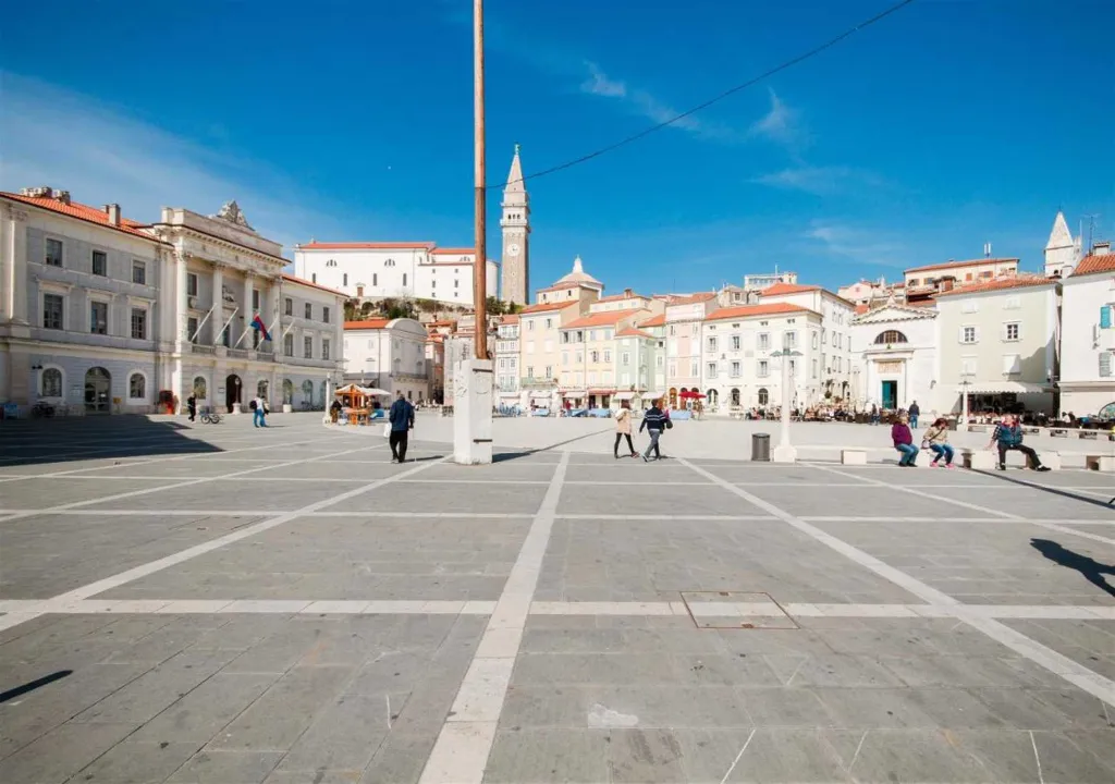 One-Bedroom Apartment with Sea View in Piran