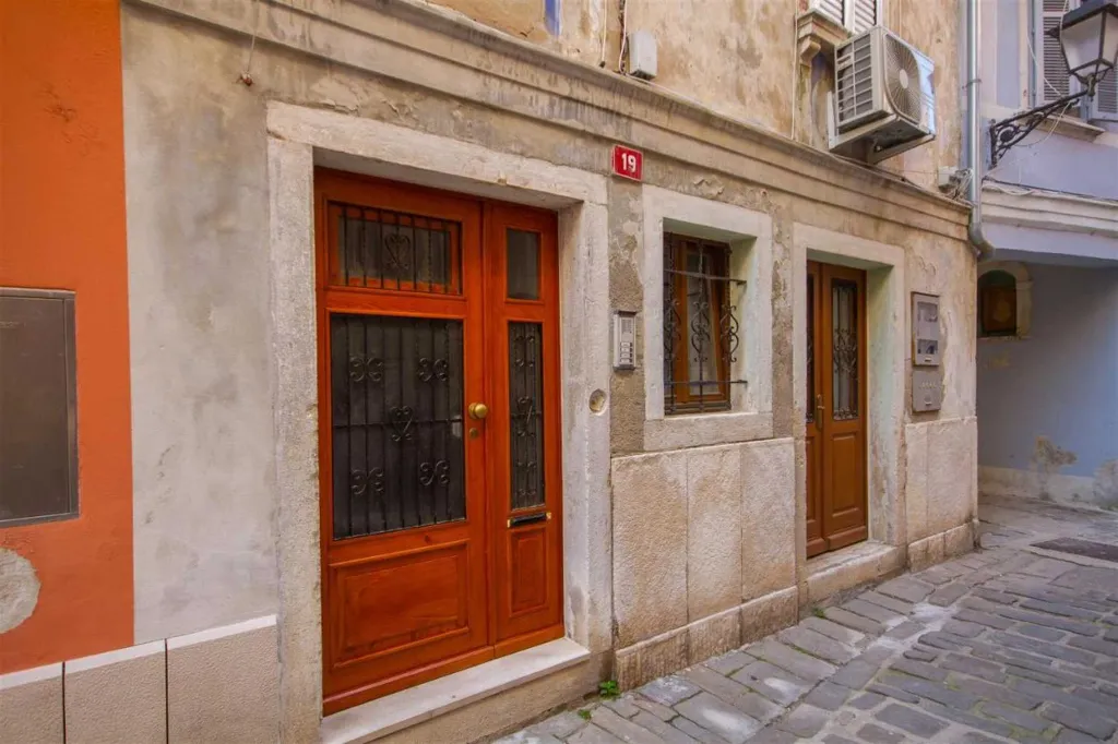 One-Bedroom Apartment with Sea View in Piran