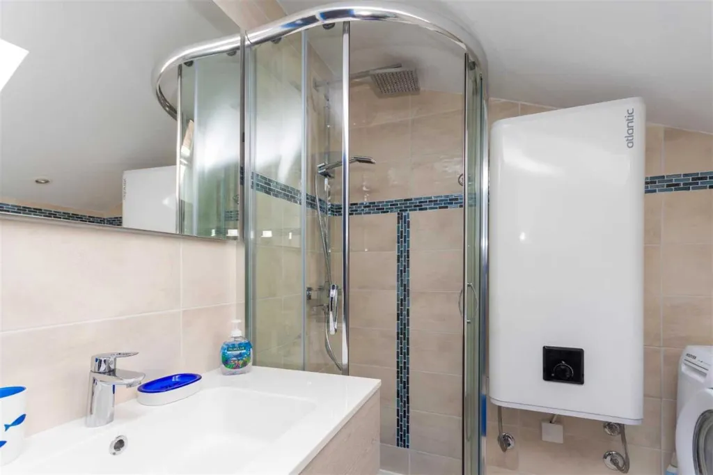 One-Bedroom Apartment with Sea View in Piran