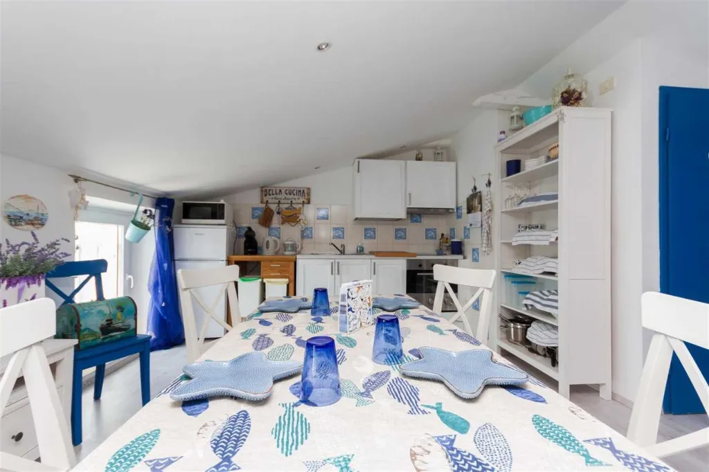One-Bedroom Apartment with Sea View in Piran