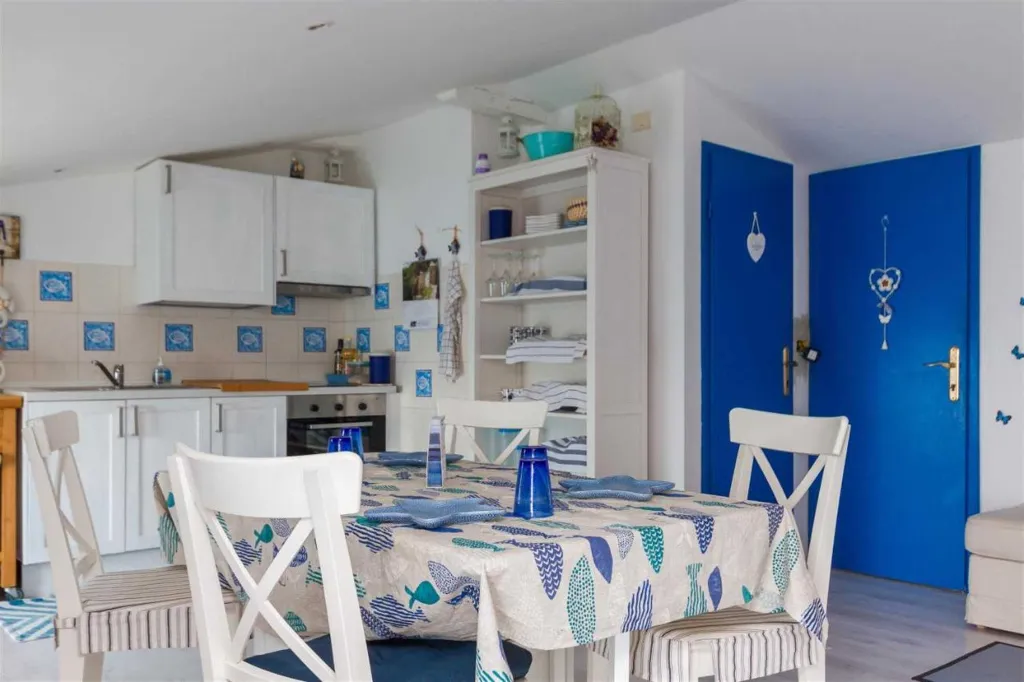 One-Bedroom Apartment with Sea View in Piran