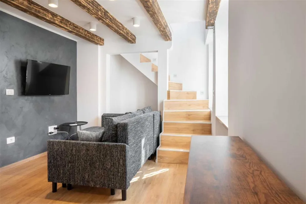 Piran 2-Bedroom Duplex Apartment with Rooftop Terrace