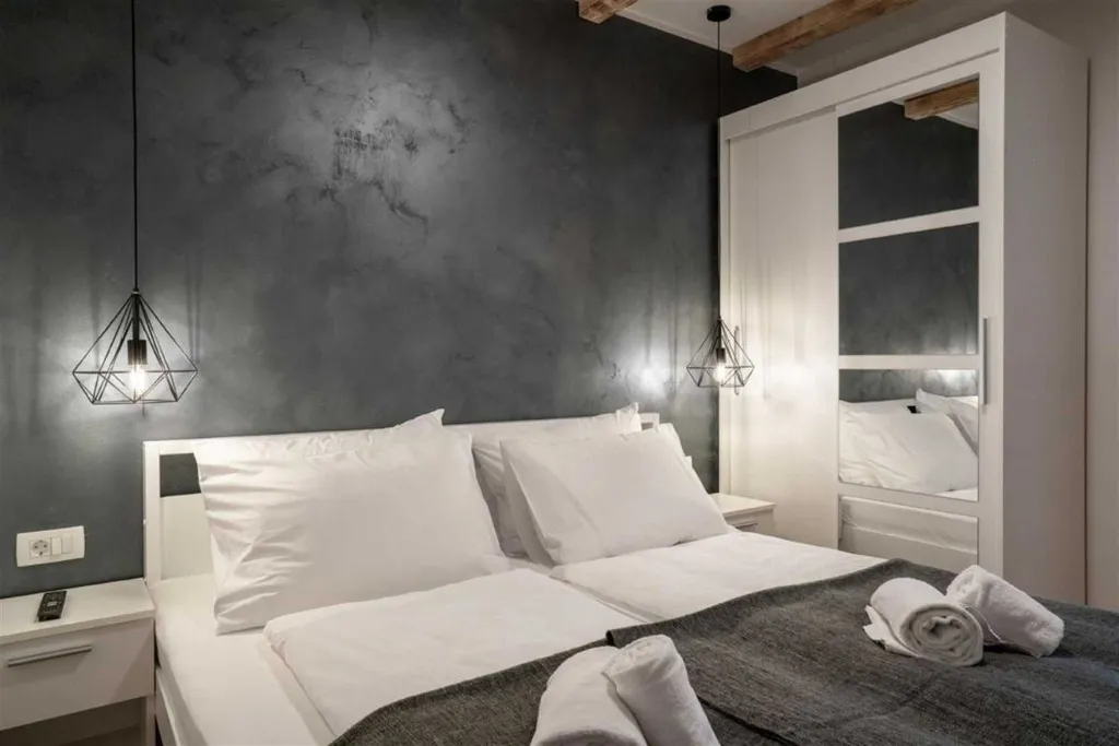 Piran 2-Bedroom Duplex Apartment with Rooftop Terrace