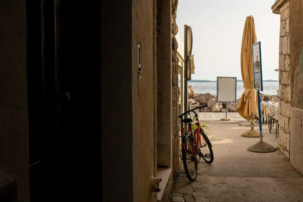 Piran 2-Bedroom Duplex Apartment with Rooftop Terrace