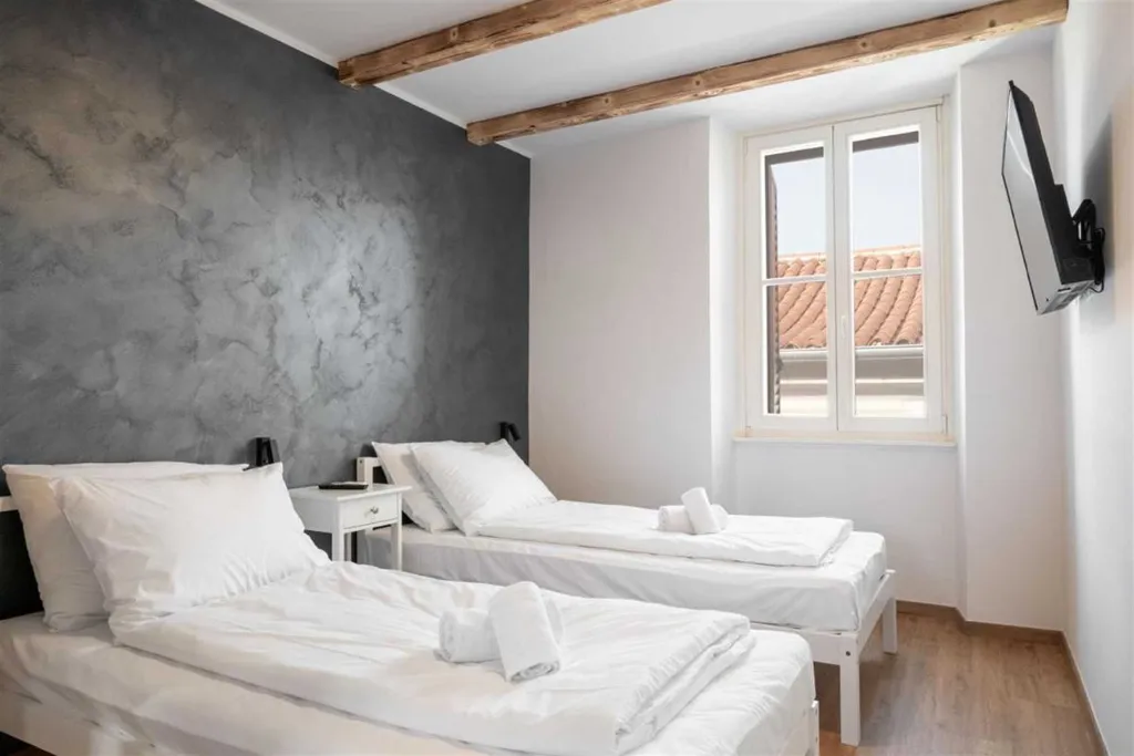 Piran 2-Bedroom Duplex Apartment with Rooftop Terrace