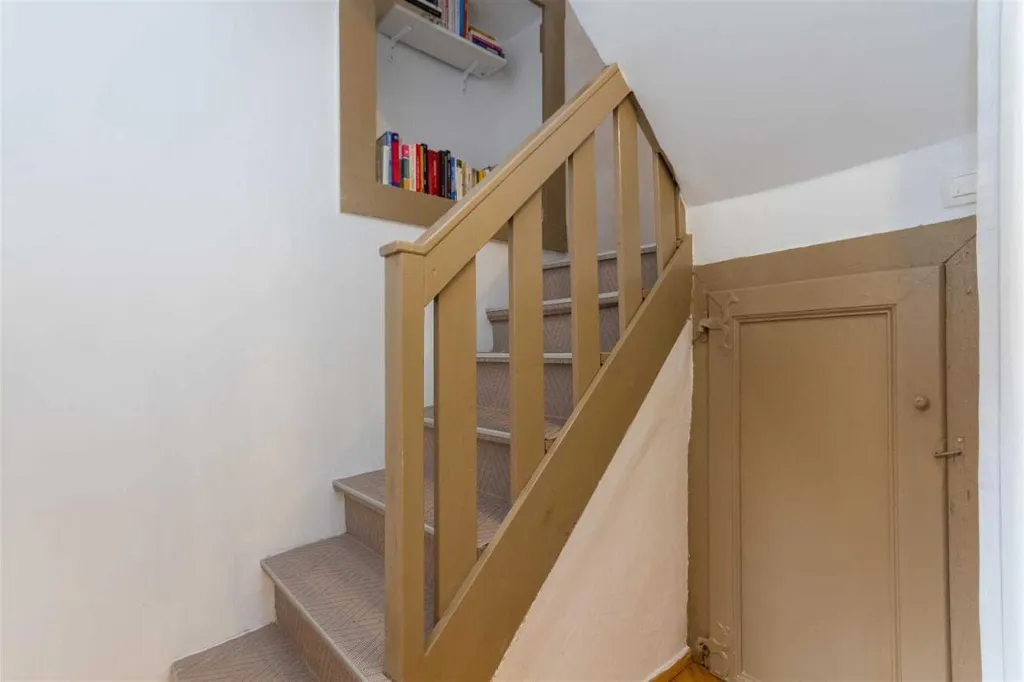 Three-Bedroom Apartment with Terrace in Piran