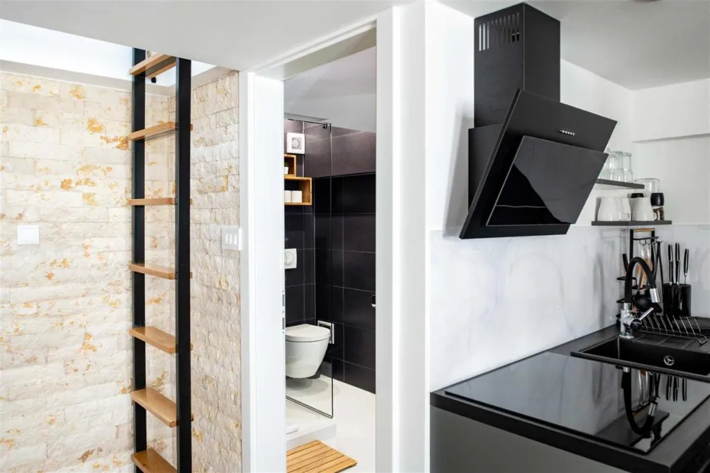 Two-Bedroom Apartment in Piran for 4 Guests