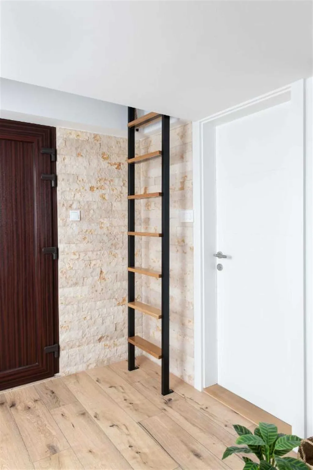 Two-Bedroom Apartment in Piran for 4 Guests