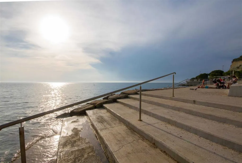 2-Bedroom Apartment in Piran with Sea View