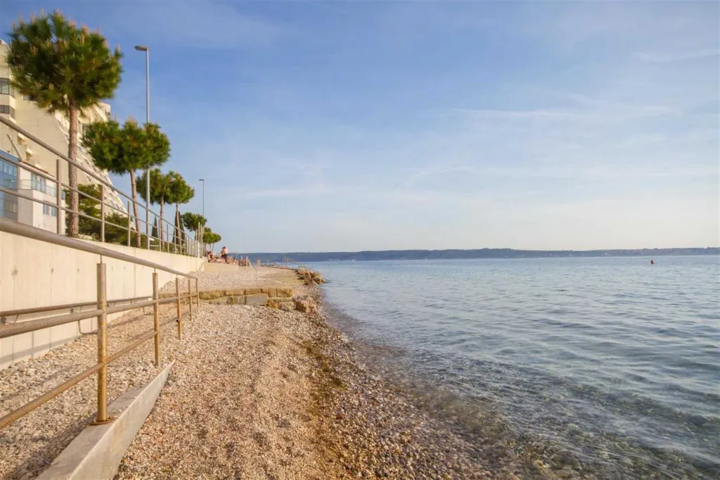 2-Bedroom Apartment in Piran with Sea View