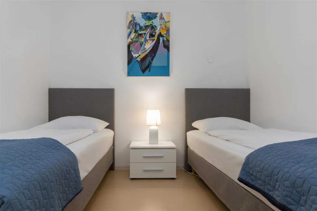 2-Bedroom Apartment in Piran with Sea View