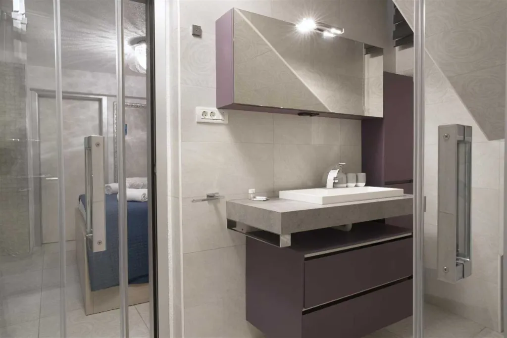 One-Bedroom Apartment with Terrace in Piran