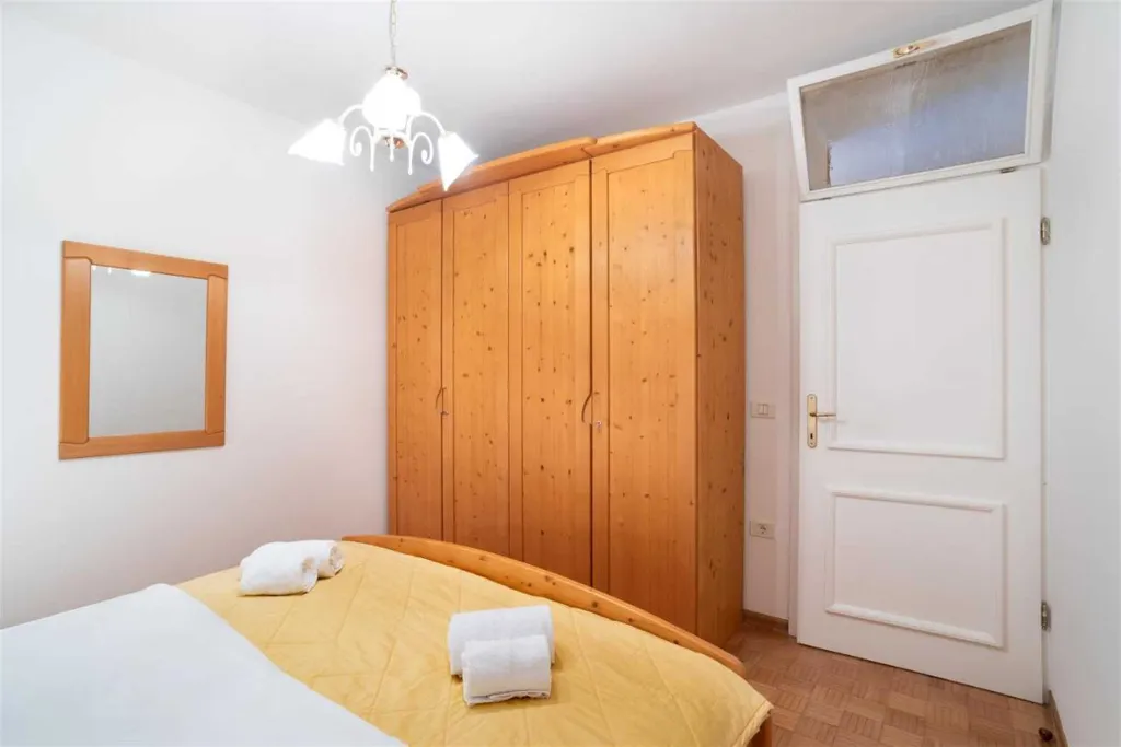 Two-Bedroom Apartment in Piran for Up to 6 Guests