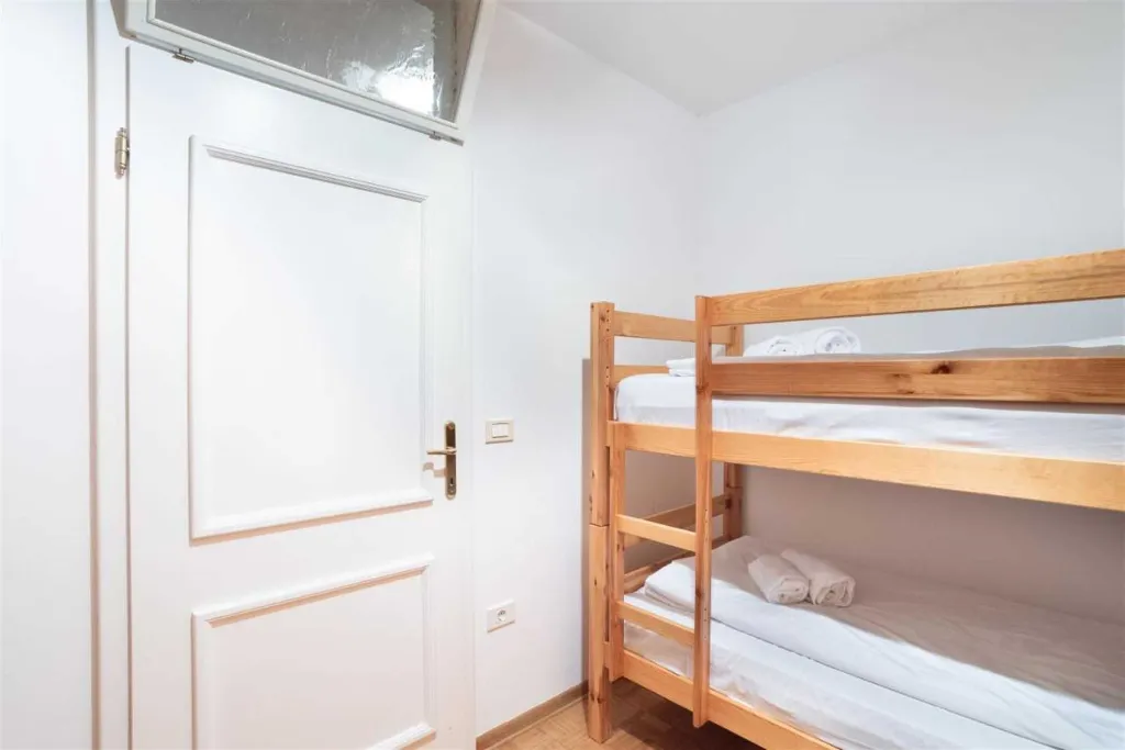 Two-Bedroom Apartment in Piran for Up to 6 Guests