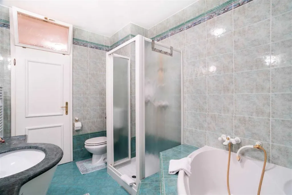 Two-Bedroom Apartment in Piran for Up to 6 Guests