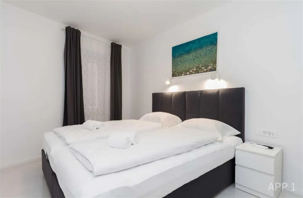 Two-Bedroom Apartment with Tartini Square View, Piran