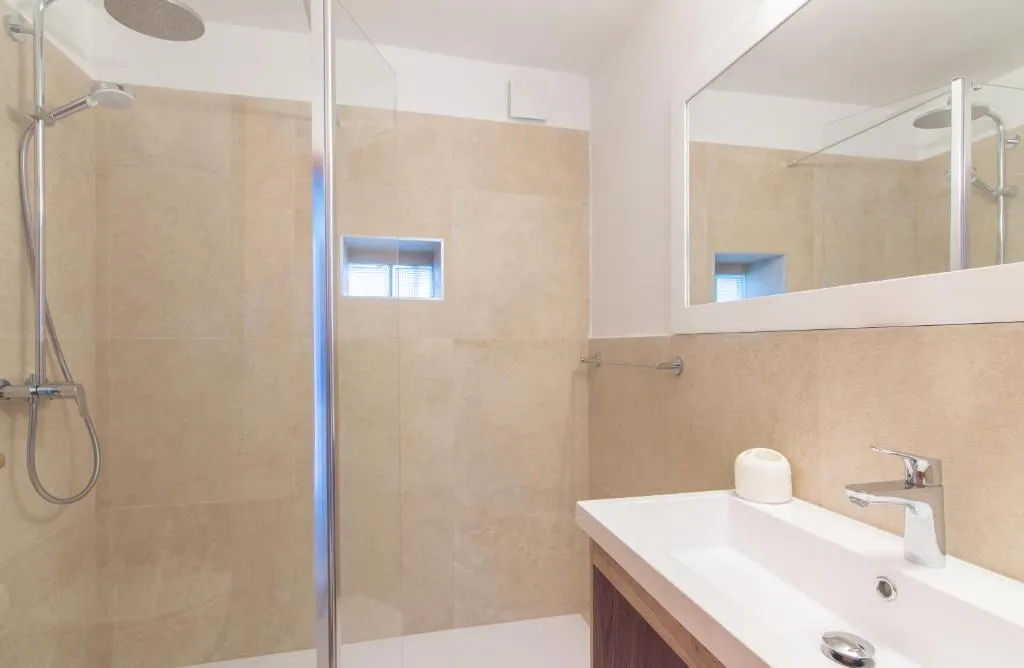 Holiday House with Terrace and Sea Views in Piran