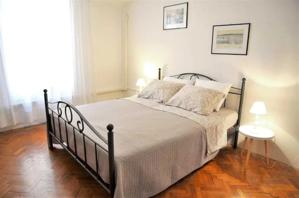 Two-Bedroom Apartment in Piran with Sea View Terrace