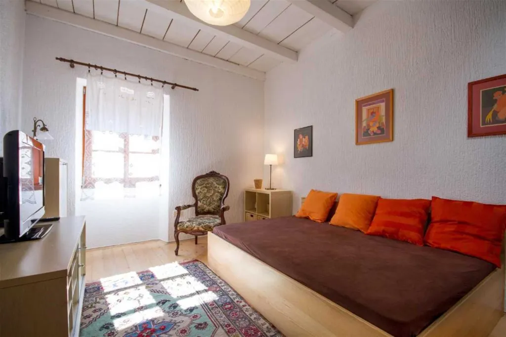 One-Bedroom Apartment in Piran with Rooftop Terrace