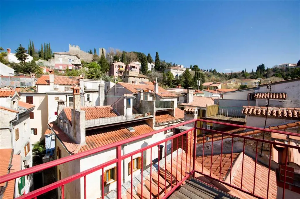 One-Bedroom Apartment in Piran with Rooftop Terrace