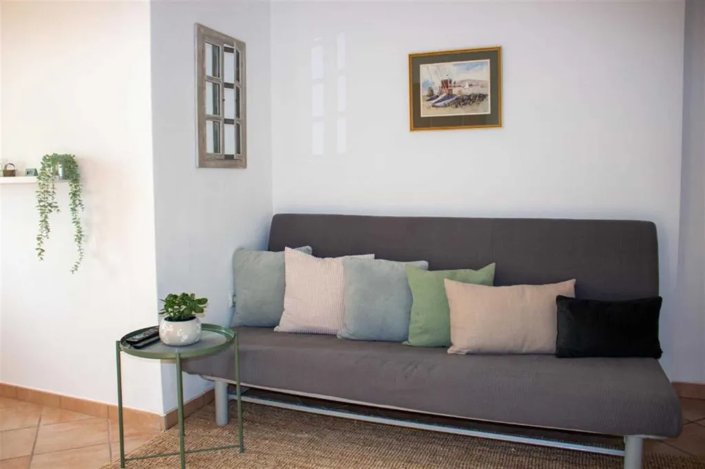 Two-Bedroom Apartment with Sea Views in Izola