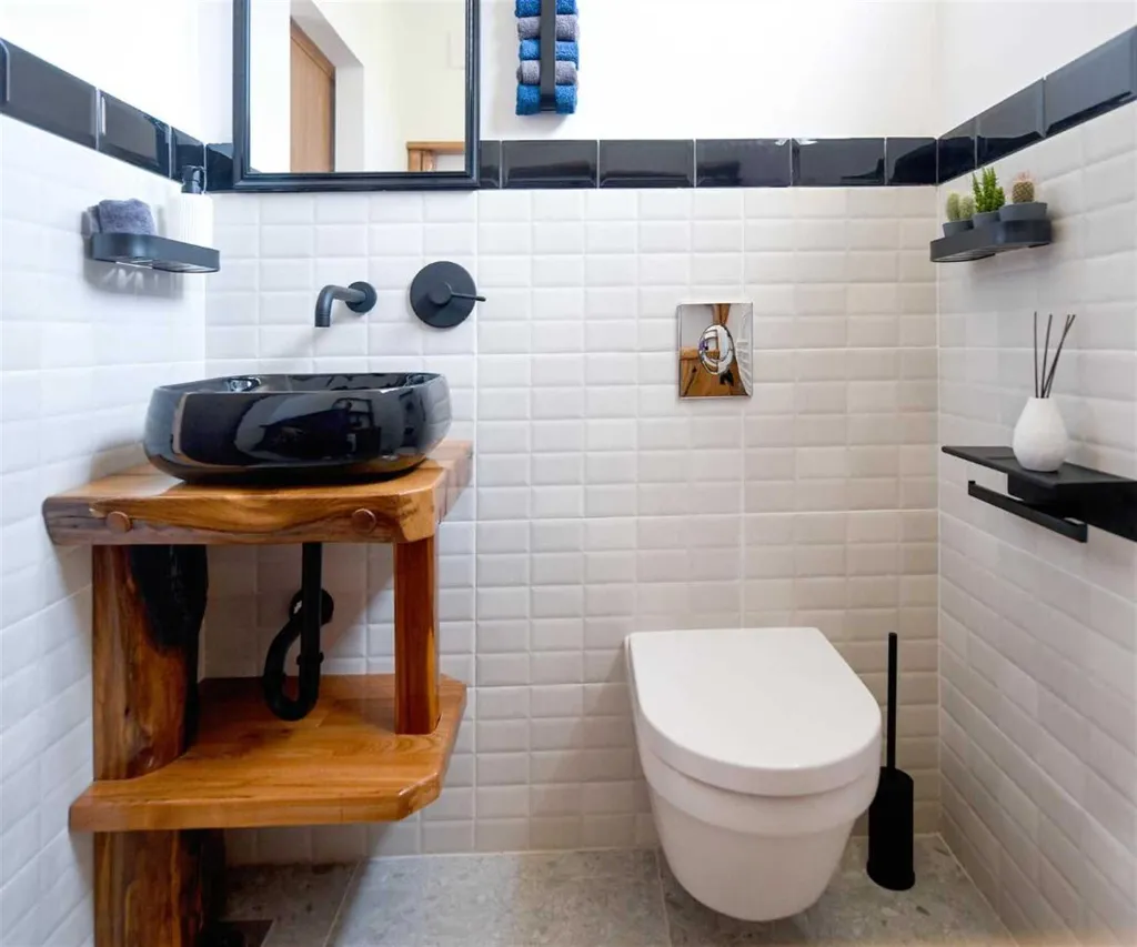 3-Bedroom Holiday House in Izola for 6