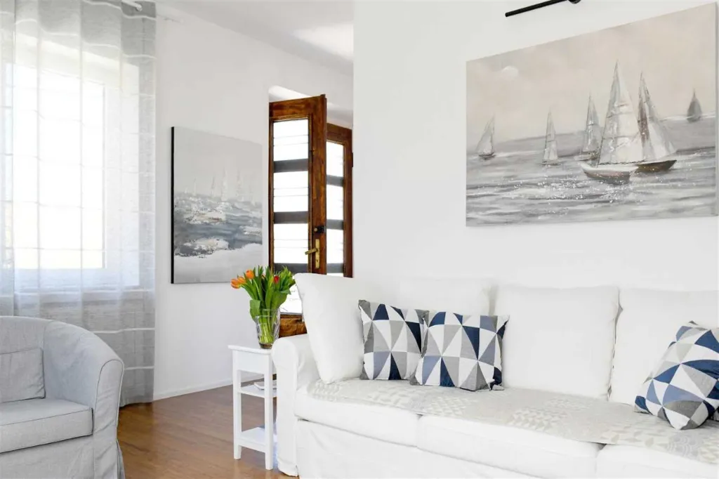 3-Bedroom Holiday House in Izola for 6