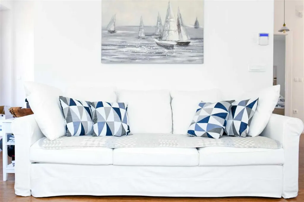 3-Bedroom Holiday House in Izola for 6