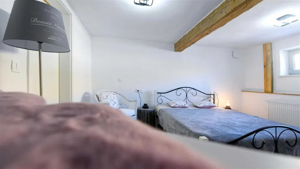 3-Bedroom Holiday House in Izola for 6