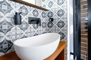 2-Bedroom Apartment in Izola for up to 4 Guests