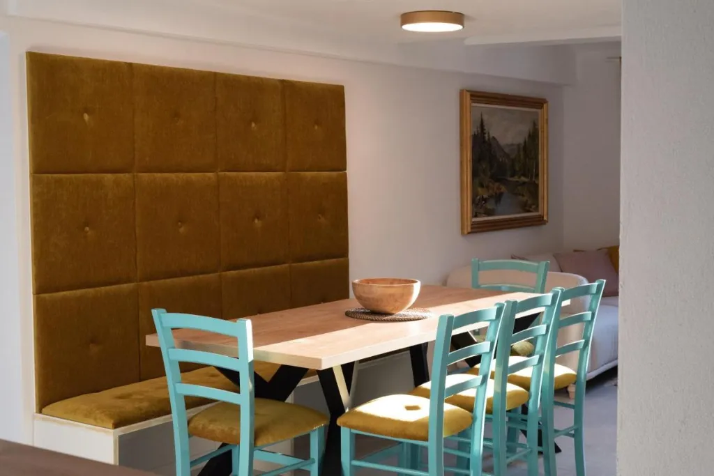 3-Bedroom Apartment with Terrace in Piran for 6