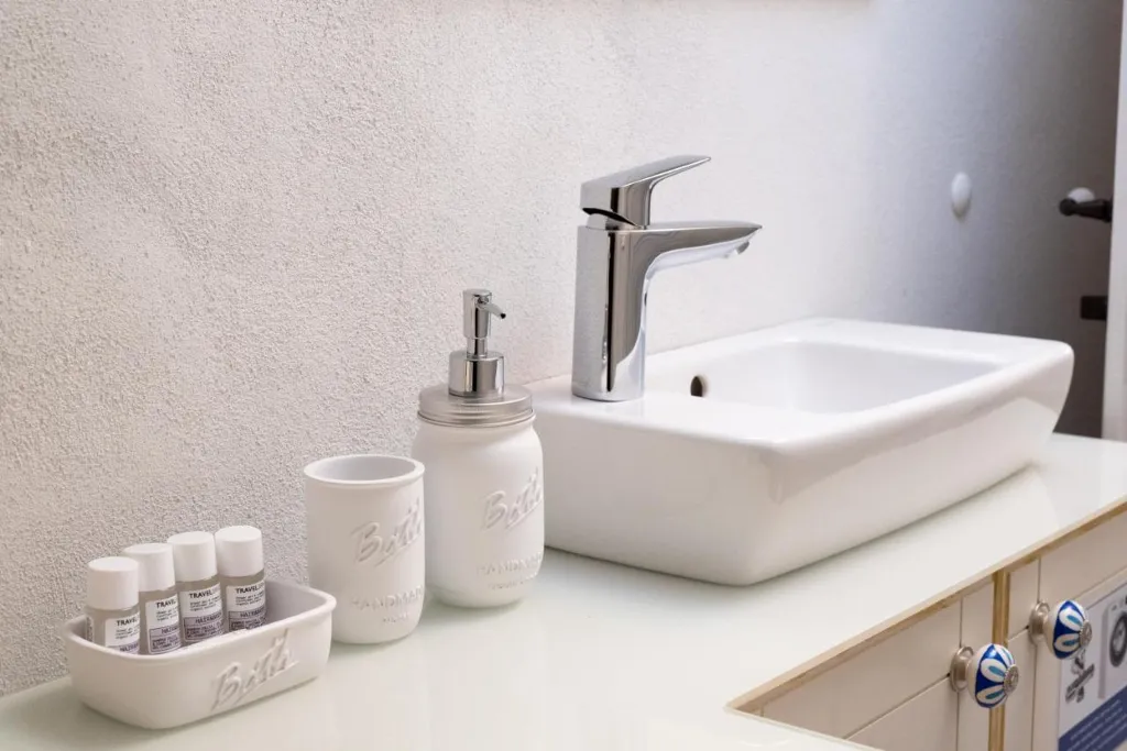 3-Bedroom Apartment with Terrace in Piran for 6