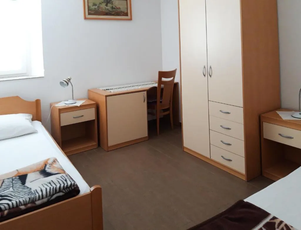 Two-Bedroom Apartment in Koper for 4 Guests